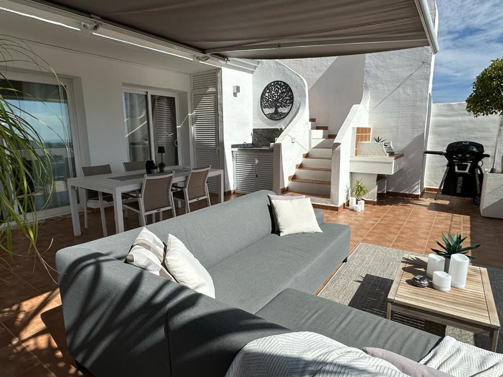 Penthouse Mit Privatem Jacuzzi In Marbella - La Mairena Apartment Ojen Exterior photo